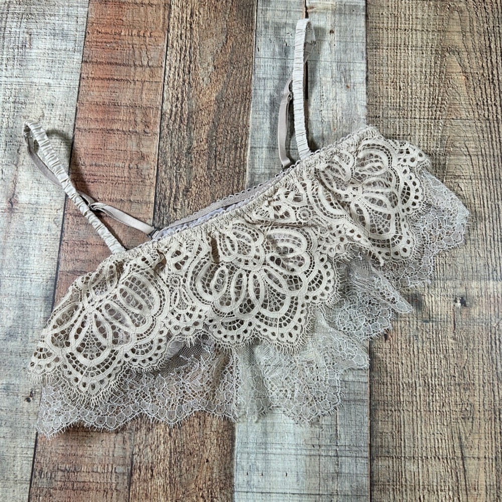 Victoria's Secret Tan Beige Eyelash Lace Dream Angels Bralette Boho Coquette S